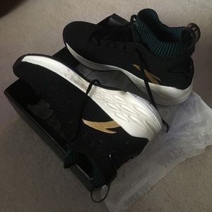 KT4 Anta basketball shoes NEW